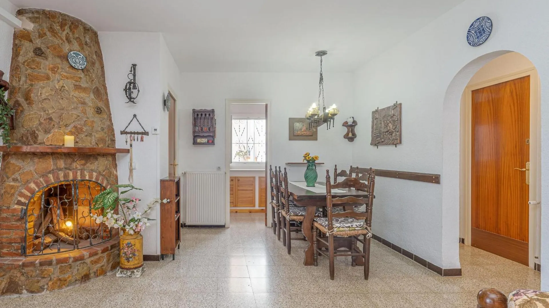 Holiday home Acogedor Chalet De 2 Dormitorios Con Amarre De 12,5M, Terraza Y Jardin En Empuriabrava - Hisp-288-62 Spain