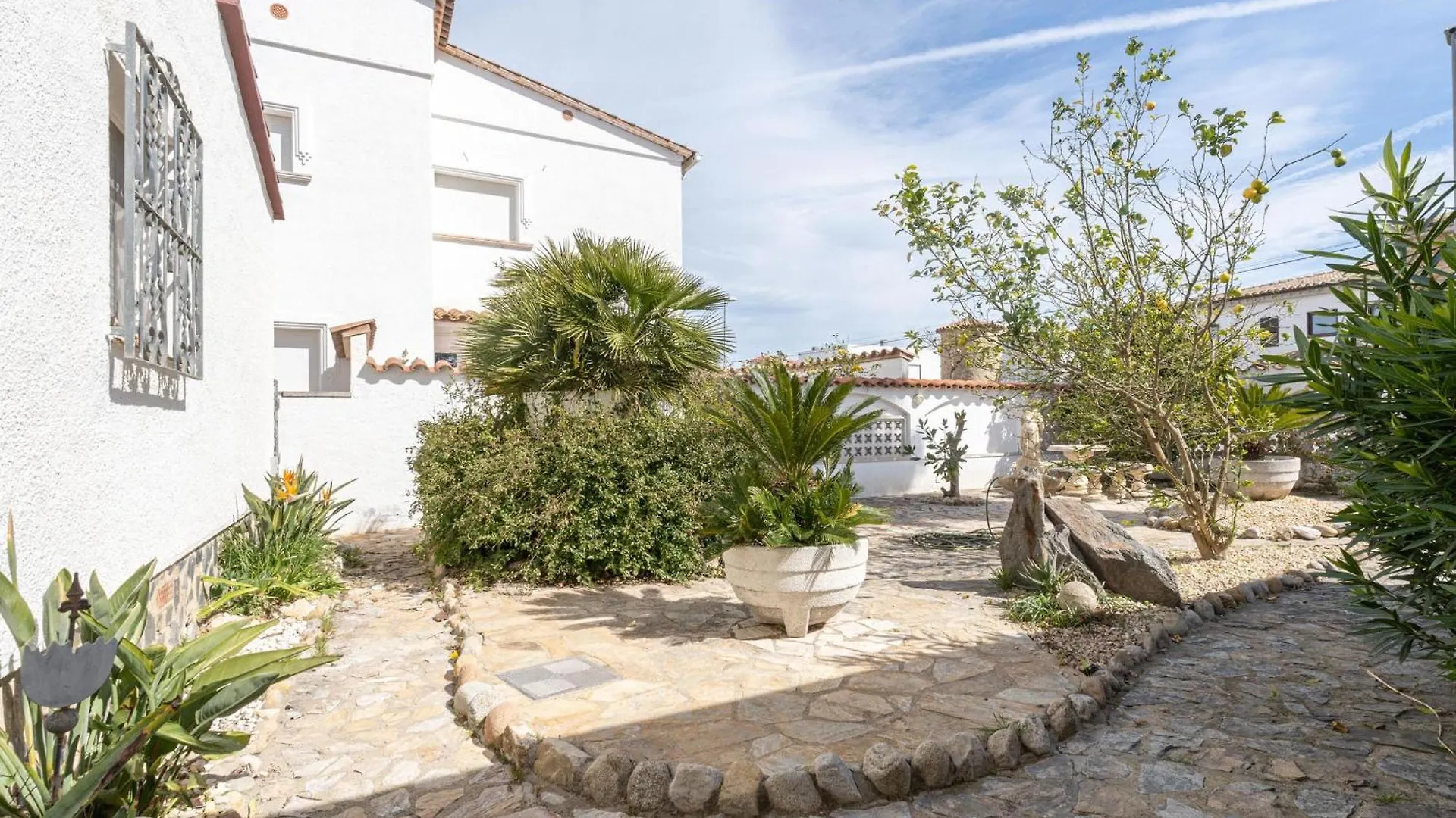 Acogedor Chalet De 2 Dormitorios Con Amarre De 12,5M, Terraza Y Jardin En Empuriabrava - Hisp-288-62 Holiday home
