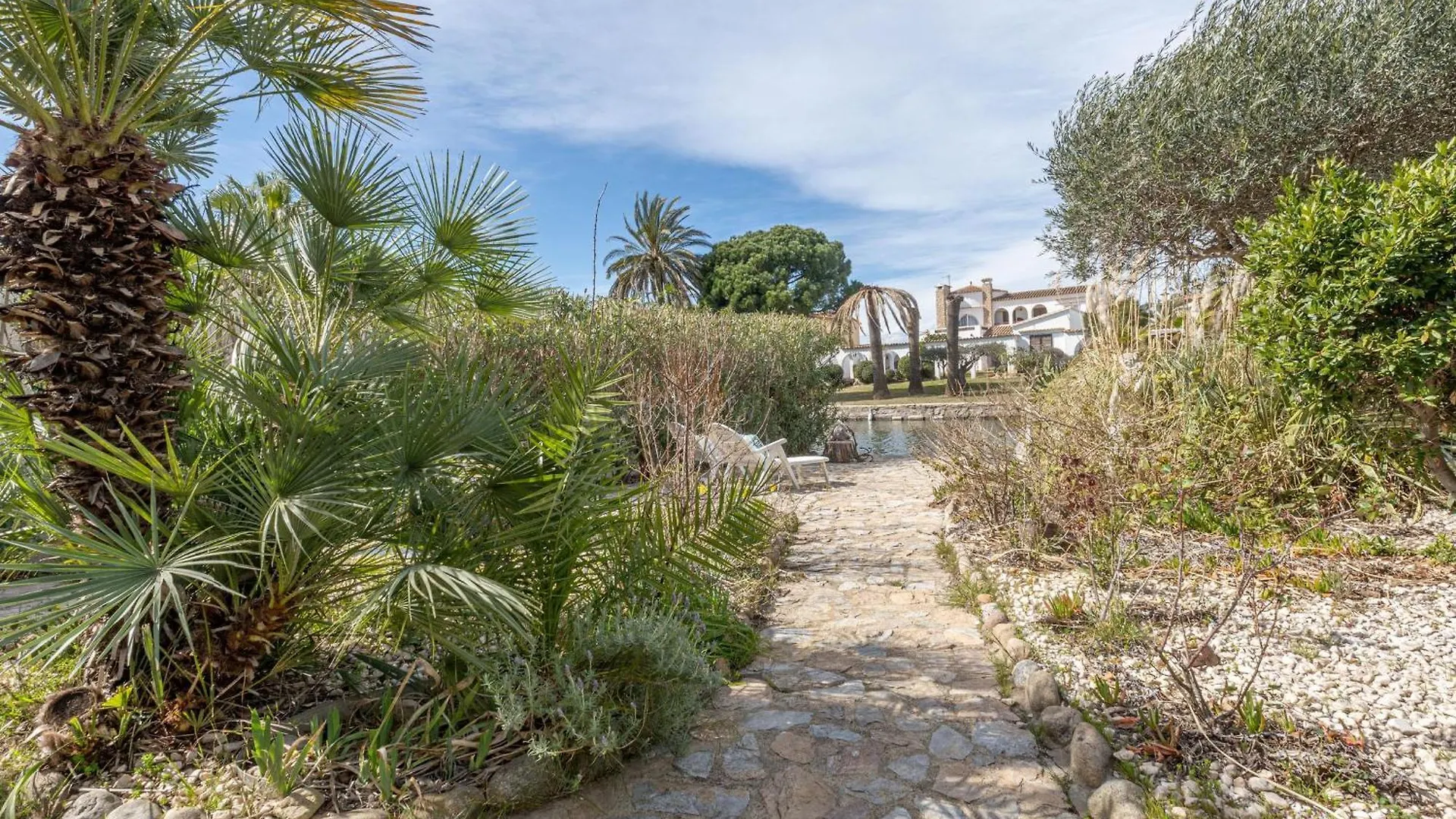 Acogedor Chalet De 2 Dormitorios Con Amarre De 12,5M, Terraza Y Jardin En Empuriabrava - Hisp-288-62 Holiday home